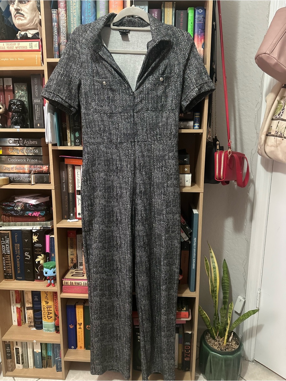 Wide-Leg Short-Sleeve Gray Jumpsuit with V-Neck